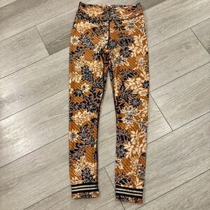 The Upside Floral Leggings Size 6